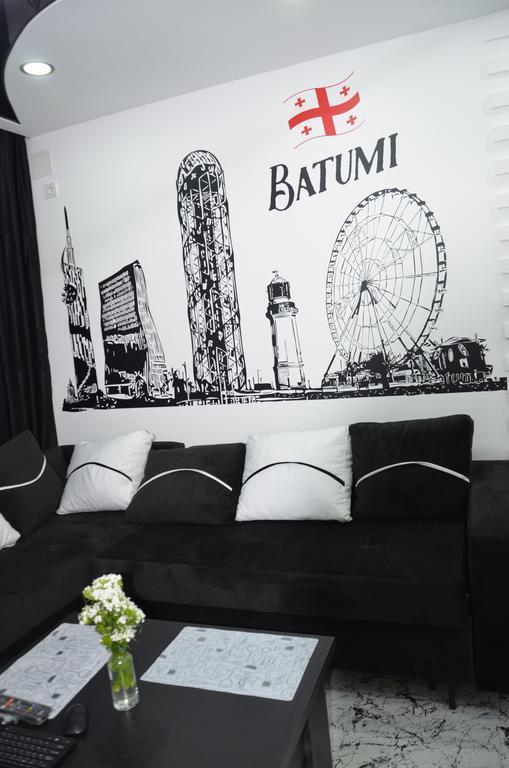Studio "Black - White" باتومي المظهر الخارجي الصورة