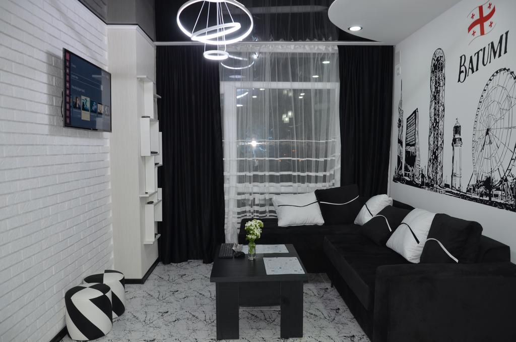 Studio "Black - White" باتومي المظهر الخارجي الصورة